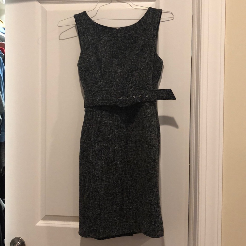 Banana Republic Sleeveless work dress black/white